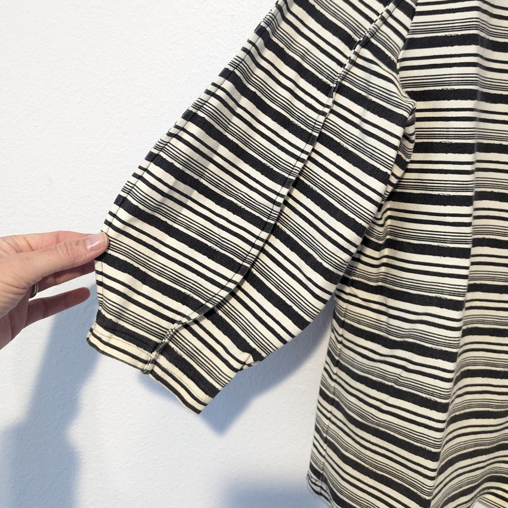 AlfaniTunic Blouse Raw Edge Bubble 3/4 Sleeve Black and Cream Striped - Picture 6 of 8